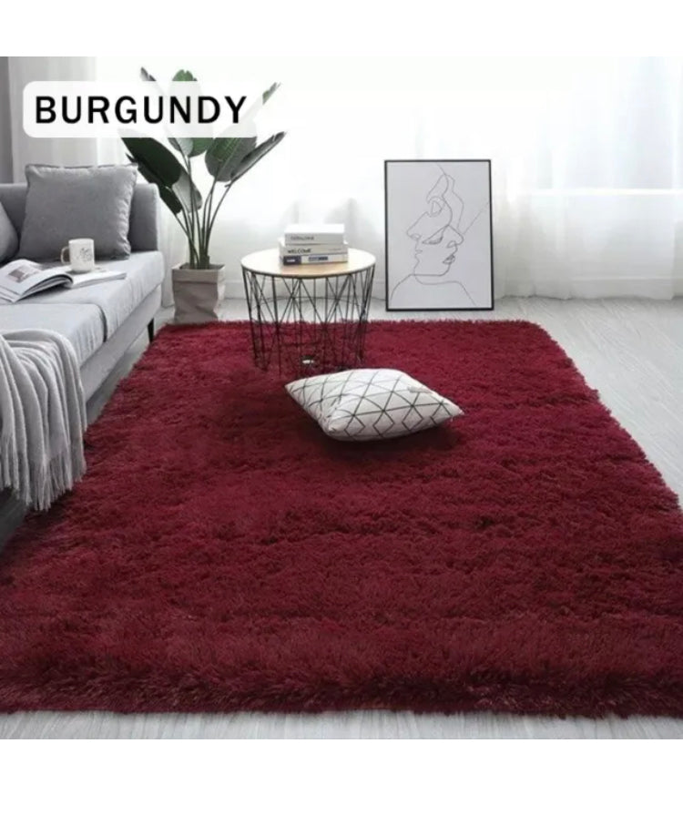 Brand new 160x300cm shaggy rugs