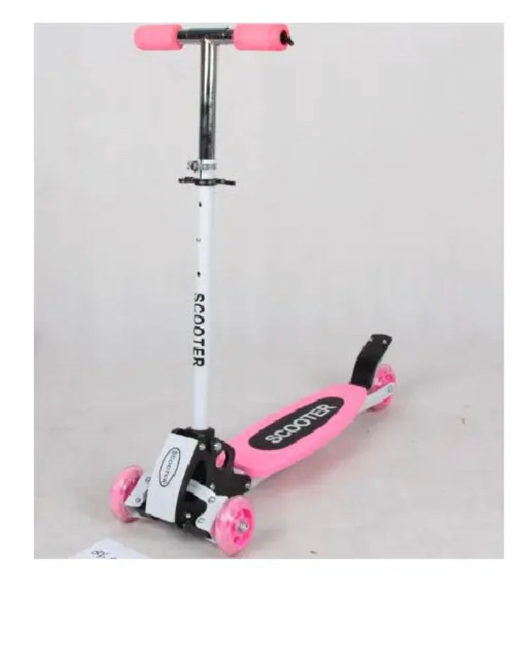 Brand new -free post Scoot Kids Folding 3 Flashing Wheels Kick Push Scooter Kickboard T-Bar